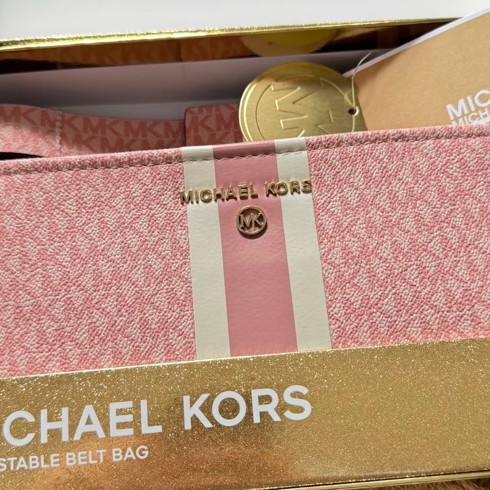 💕 Michael Kors- Pink and Gold Belt Bag 💕